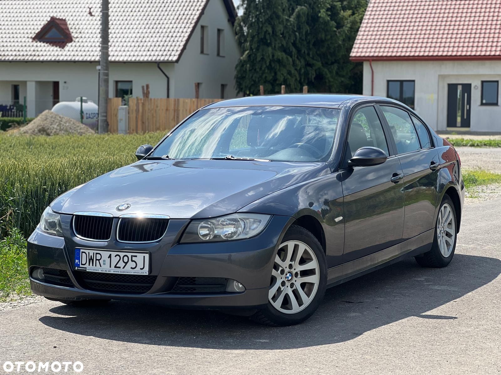BMW Seria 3 318d - 1