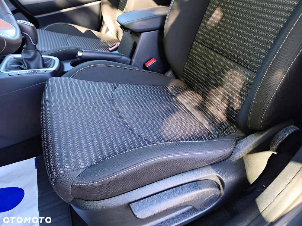 Kia XCeed 1.5 T-GDI M - 23