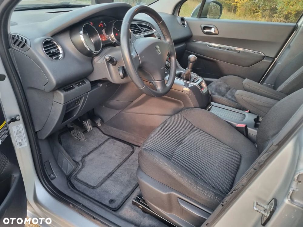 Peugeot 5008 - 7
