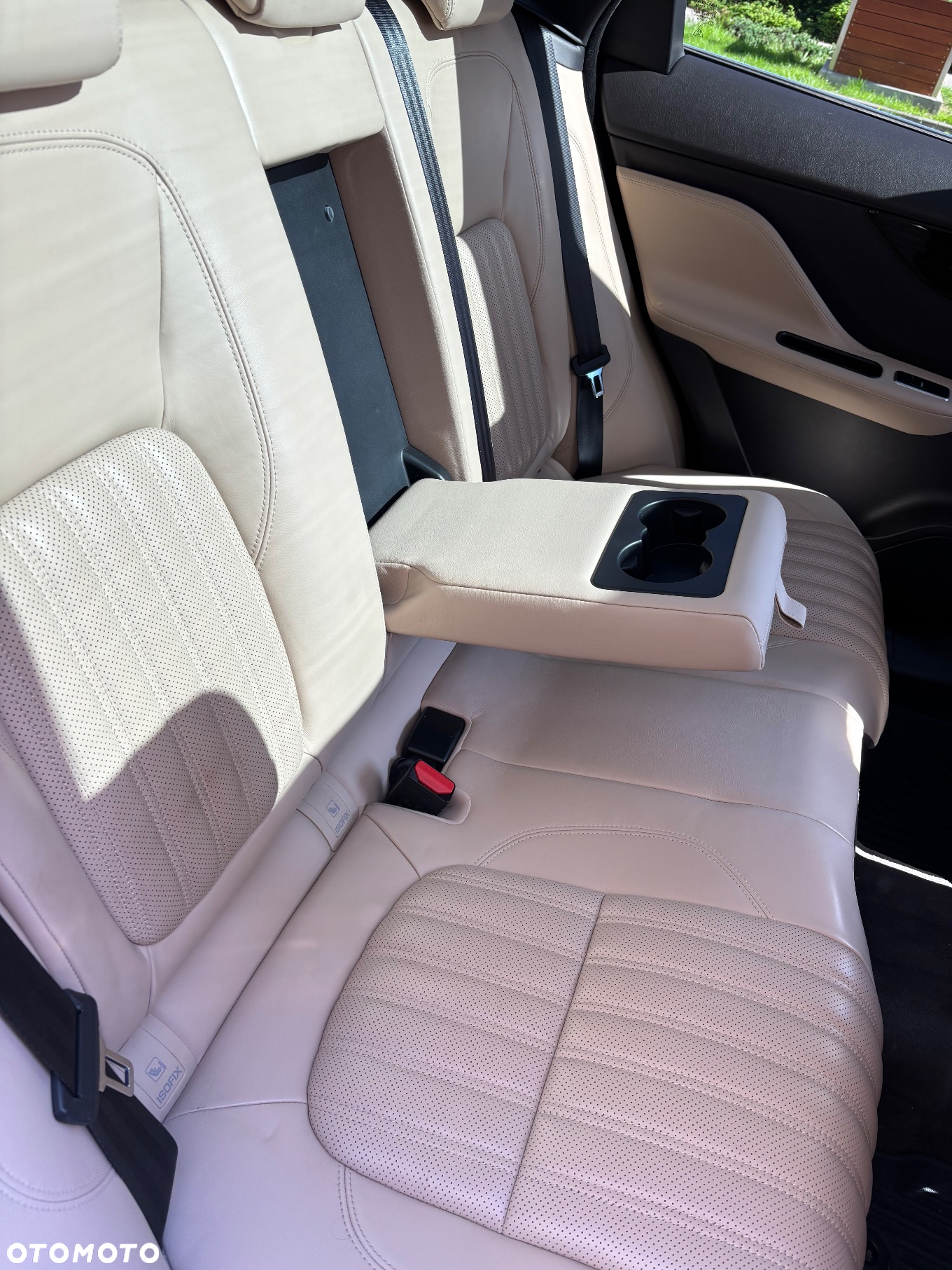 Jaguar F-Pace 2.0 i4D AWD Portfolio - 16