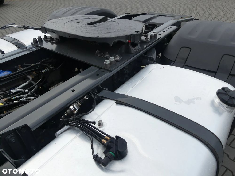 DAF XF 106.480 / SUPER SPACE CAB /  EURO 6 / STANDARD / - 19