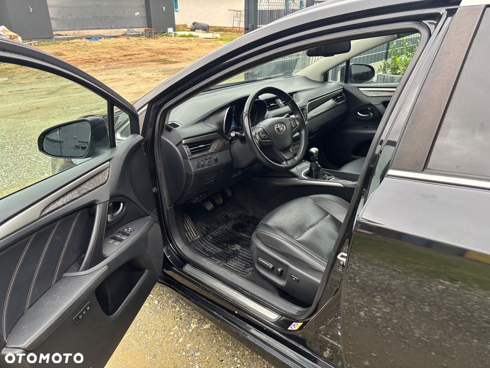 Toyota Avensis 2.0 D-4D Prestige - 11