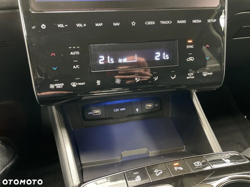 Hyundai Tucson 1.6 T-GDi 48V Executive 4WD DCT - 24