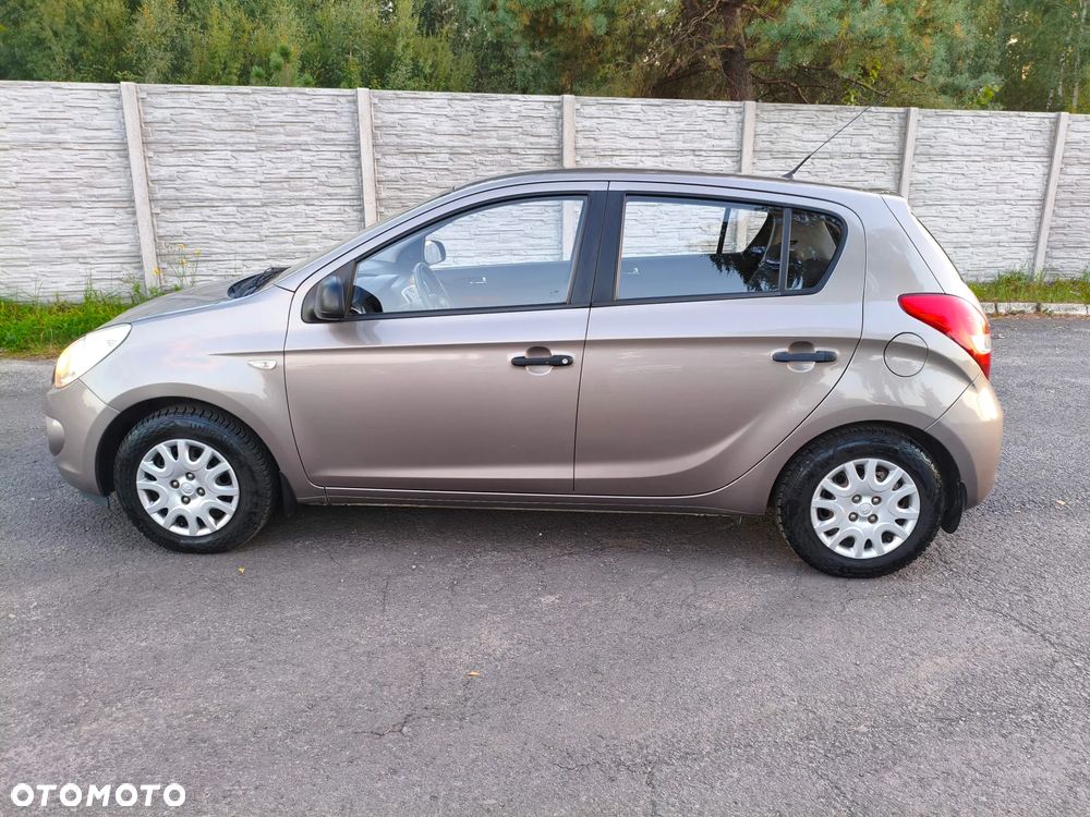 Hyundai i20 1.2 Classic + - 10