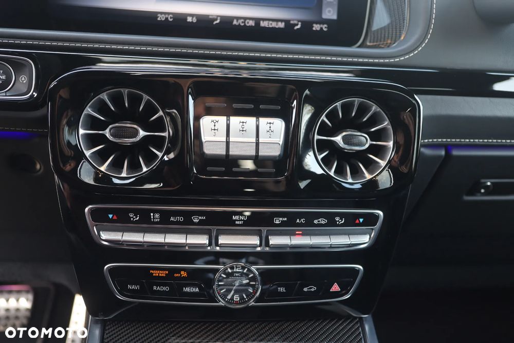 Mercedes-Benz Klasa G AMG 63 Stronger Than Time Edition - 26