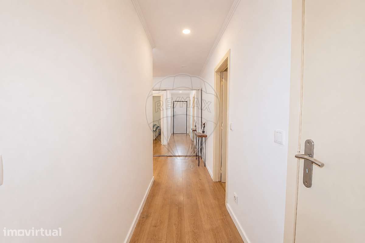 Apartamento T1 para venda - Grande imagem: 2/13