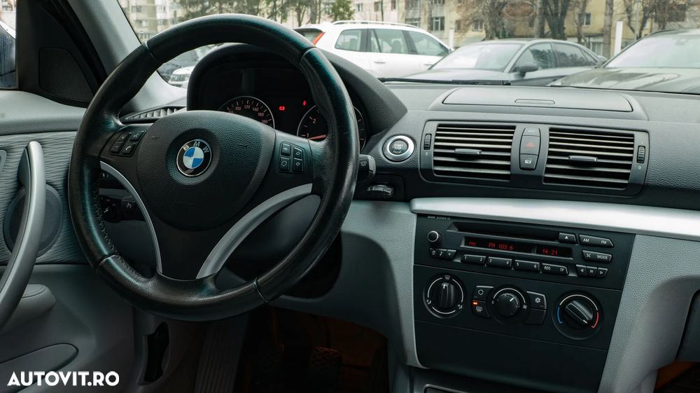 BMW Seria 1 116i - 21