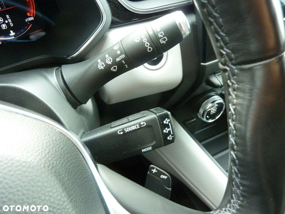 Renault Captur - 28