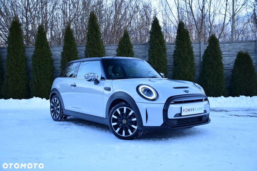 MINI Cooper SE Electric Trim - 7