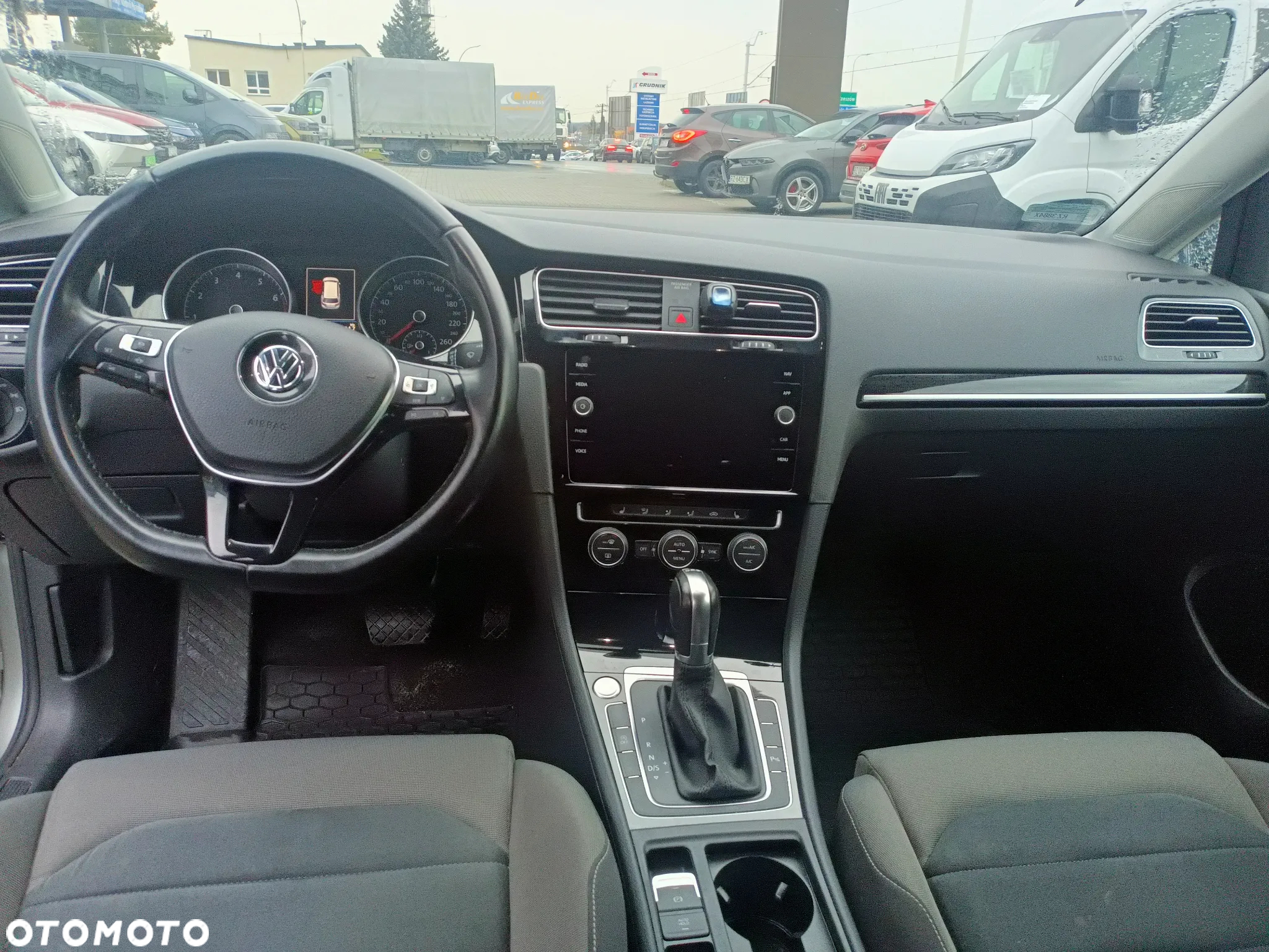 Volkswagen Golf VII 1.5 TSI BMT Evo Highline DSG - 10