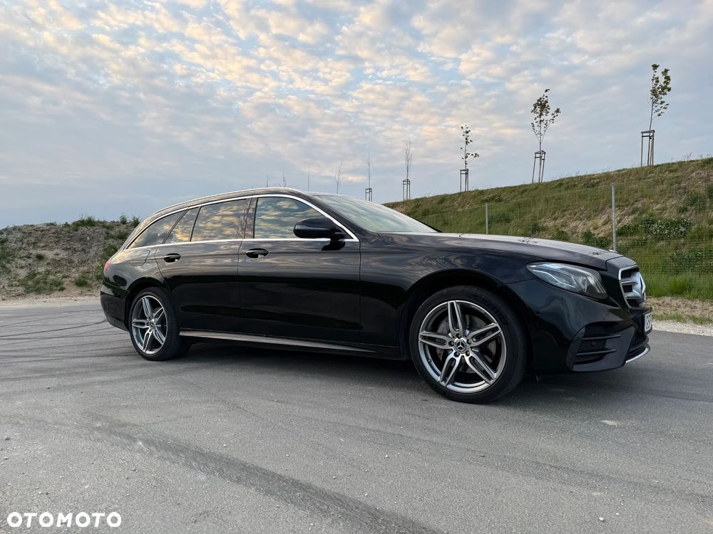 Mercedes-Benz Klasa E 220 d 9G-TRONIC - 4