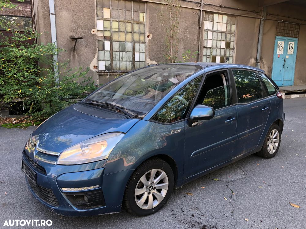 Aripa stanga fata Citroen C4 Picasso 2011 albastru bleo