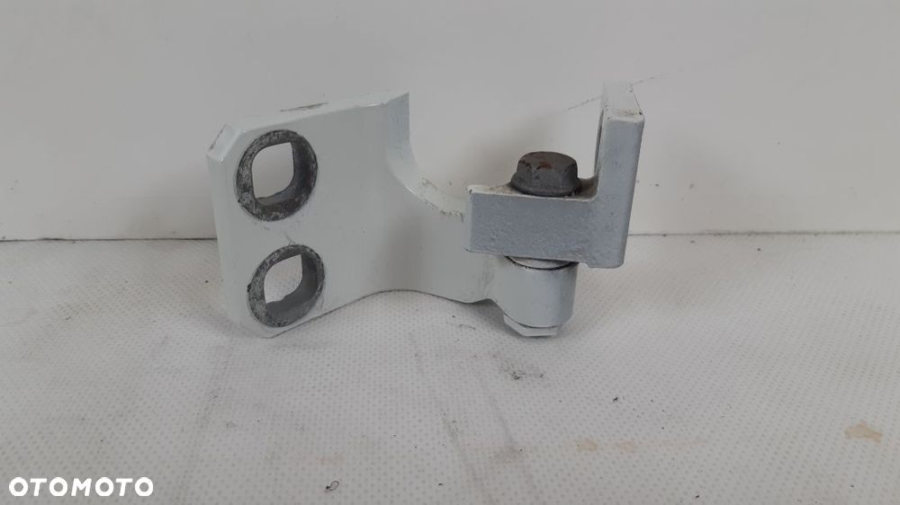 JEEP RENEGADE ZAWIAS DRZWI LEWY TYŁ DÓŁ 296