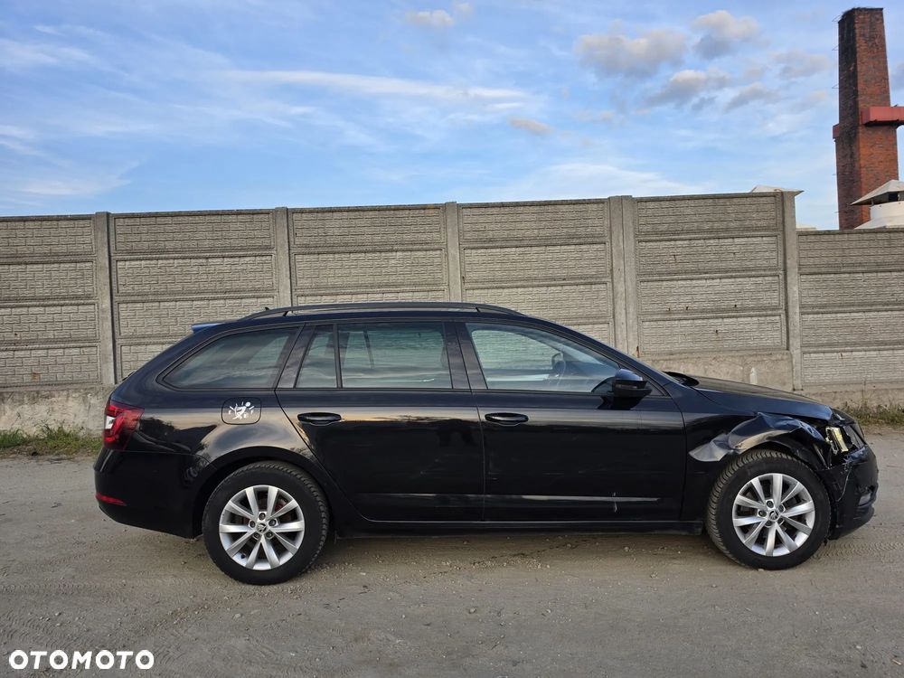 Skoda Octavia 1.5 TSI G-TEC DSG Ambition - 6