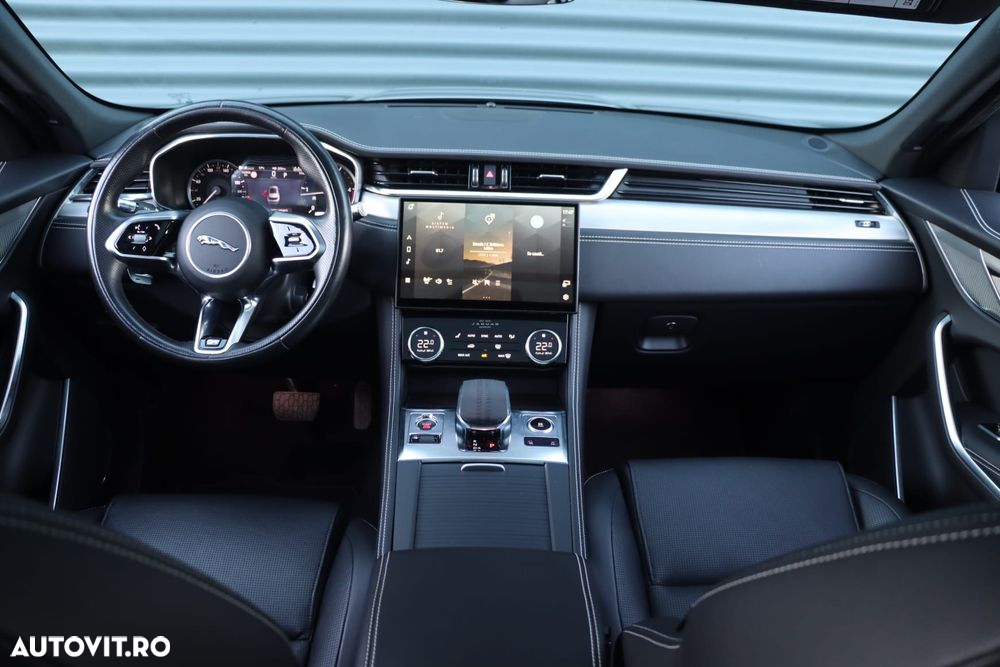 Jaguar F-Pace D200 AWD R-Dynamic HSE 90th Anniversary Edition - 3