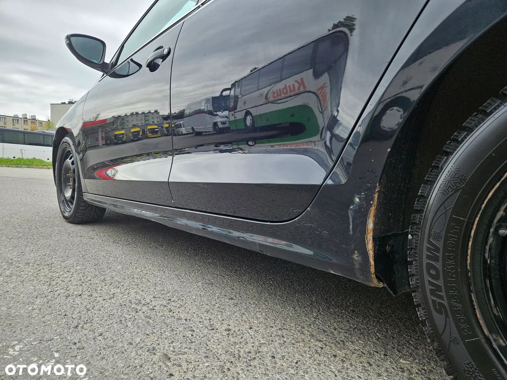 Volkswagen Jetta 1.6 TDI DPF Highline - 27