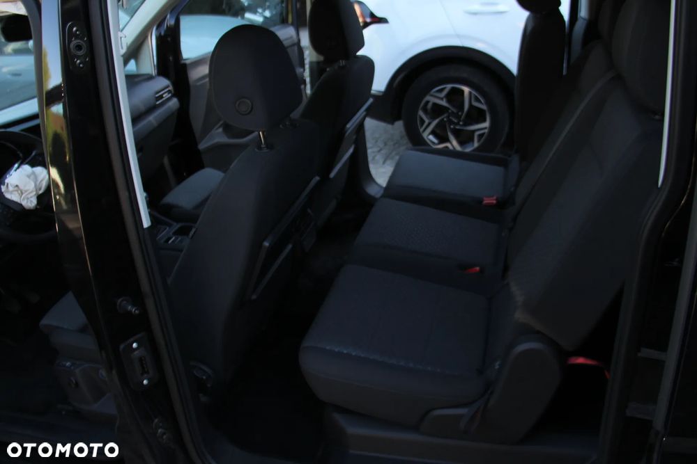 Ford Tourneo Connect Grand - 8