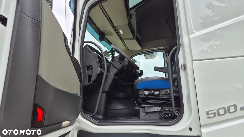 Volvo ///FH///500///2022///1 TURBINA ///JEDYNE 183 TYŚ KM/// GLOBETROTTER///XXL/// KLIMATYZACJA POSTOJOWA/// ZABUDOWY MIĘDZYOSIOWE/// ALUMINIOWE FELGI///FULL LED/// VIRTUAL COCPIT///PEDANTYCZNY  STAN///JAK NOWY - 24