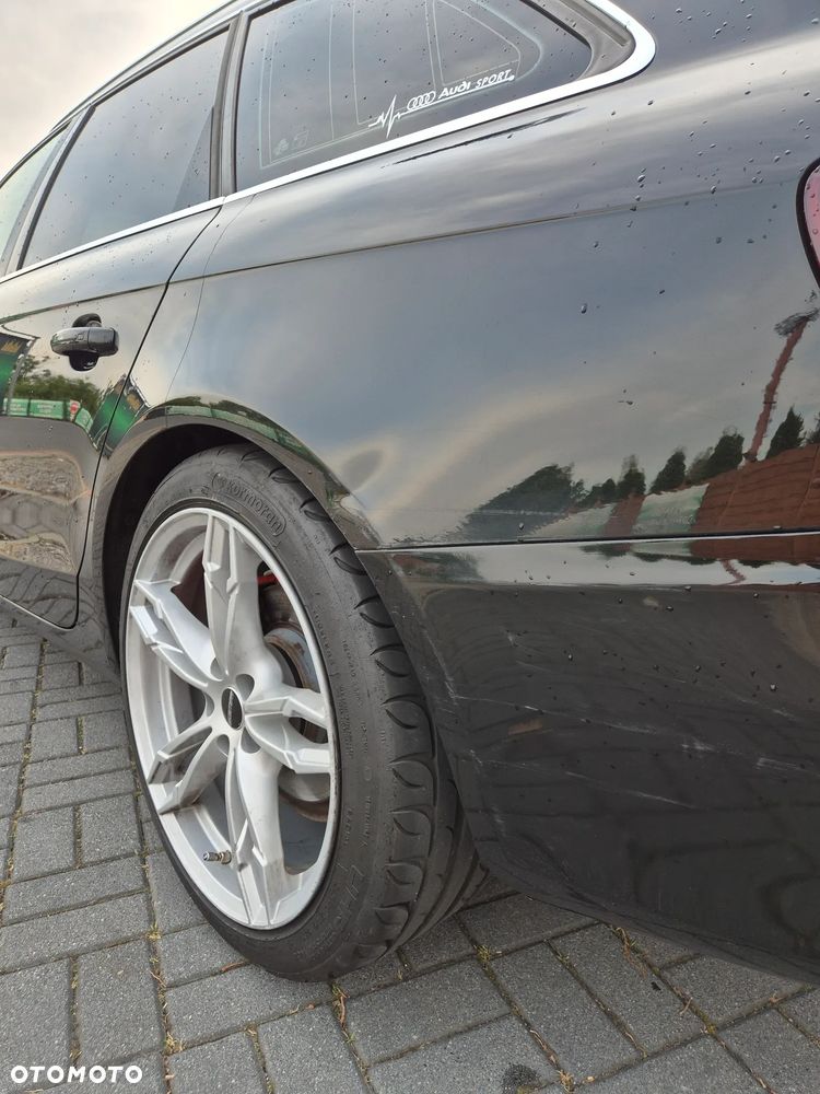 Audi A4 Avant - 30
