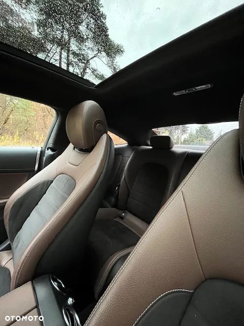 Mercedes-Benz Klasa C 300 9G-TRONIC - 14