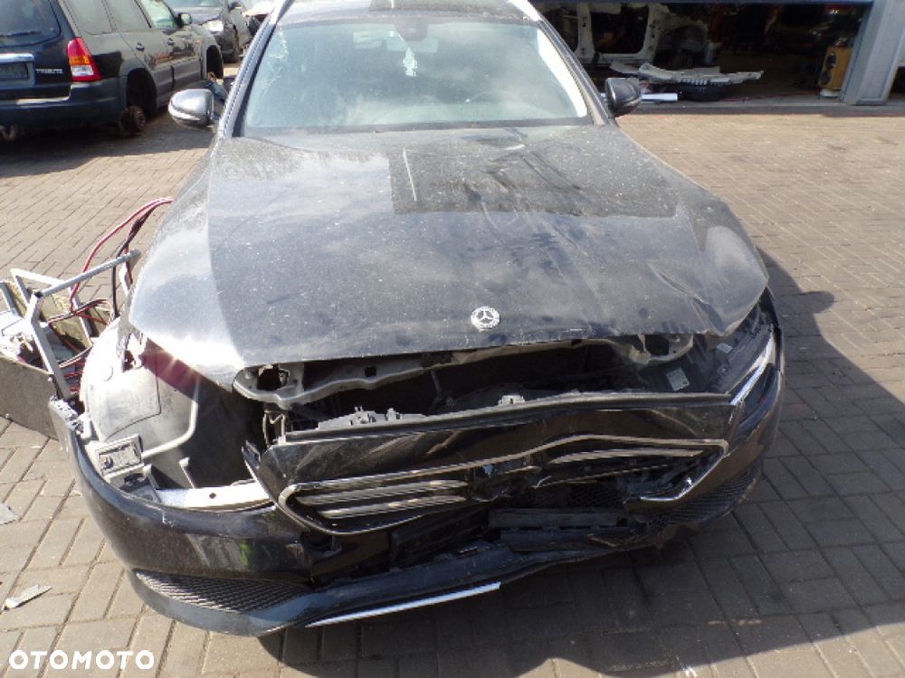 Części - Mercedes E-klasa W213 2.0 CDI 194 KM KOMBI 17R - 2