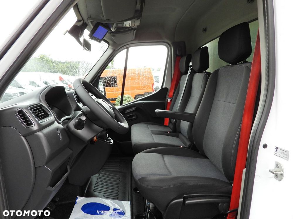 Renault MASTER KONTENER WINDA 8 PALET TEMPOMAT LEDY KLIMATYZACJA  145KM - 27