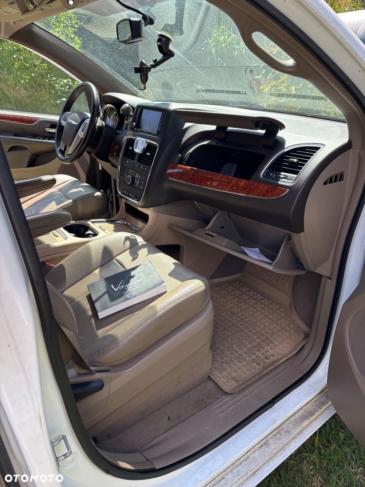 Chrysler Town & Country 3.6 Touring - 20