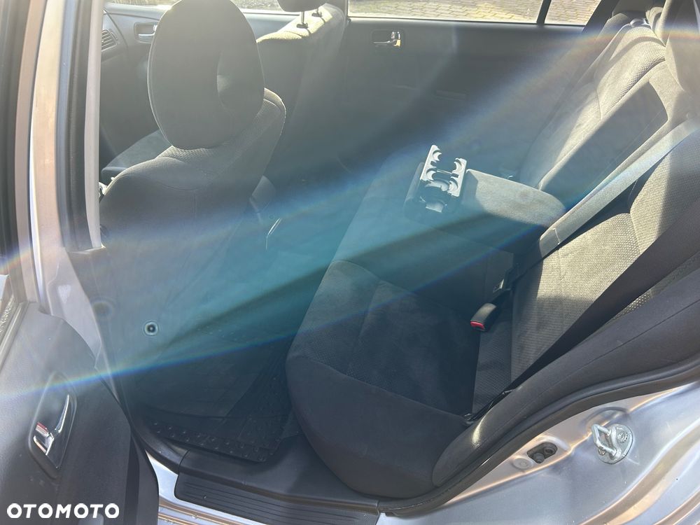 Mitsubishi Lancer 1.6 Sport - 18