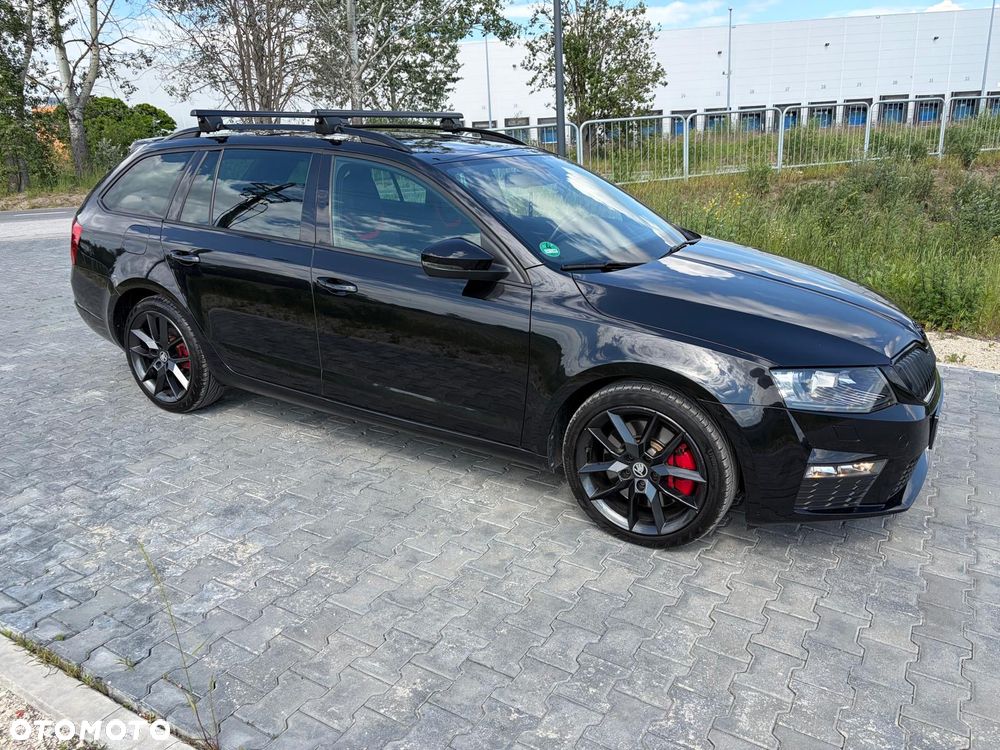 Skoda Octavia 2.0 TDI DSG RS - 8