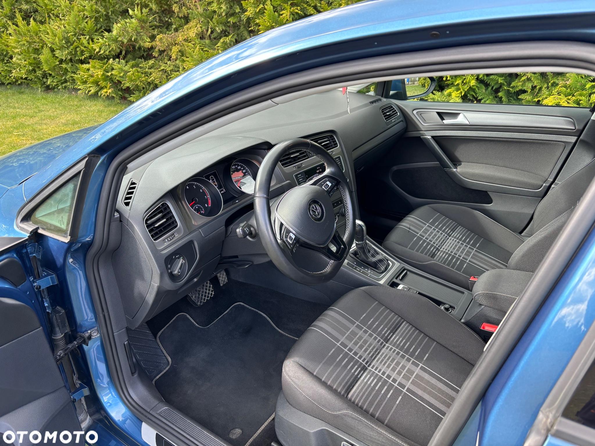 Volkswagen Golf 1.4 TSI BlueMotion Technology DSG Lounge - 13