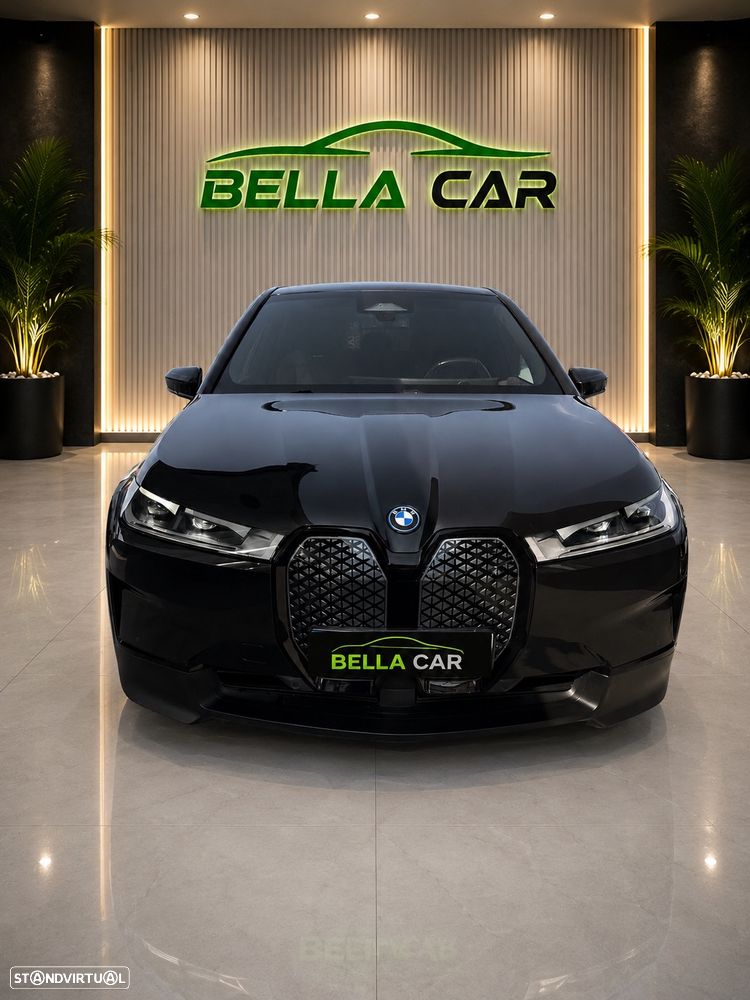 BMW iX xDrive 40 Pack Desportivo - 2