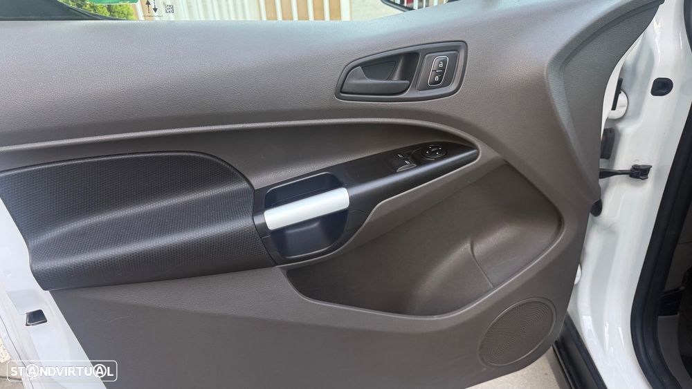 Ford Transit Connect - 12