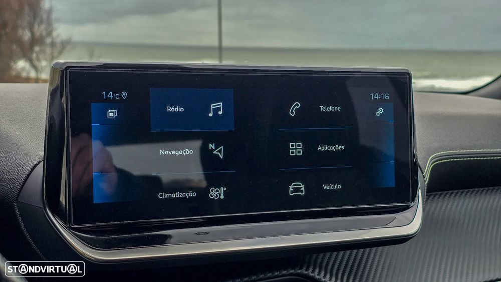 Peugeot 2008 1.2 PureTech GT Pack EAT8 - 21