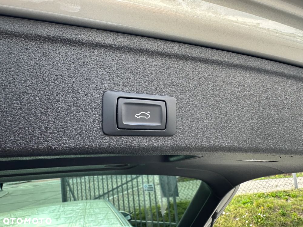 Audi A4 Avant 2.0 TFSI ultra - 15