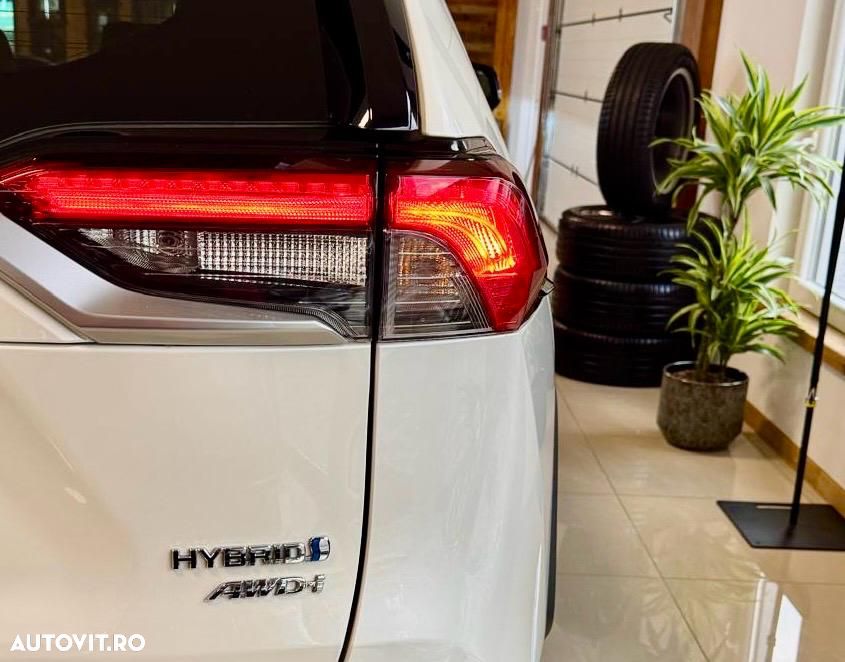 Toyota RAV4 - 10