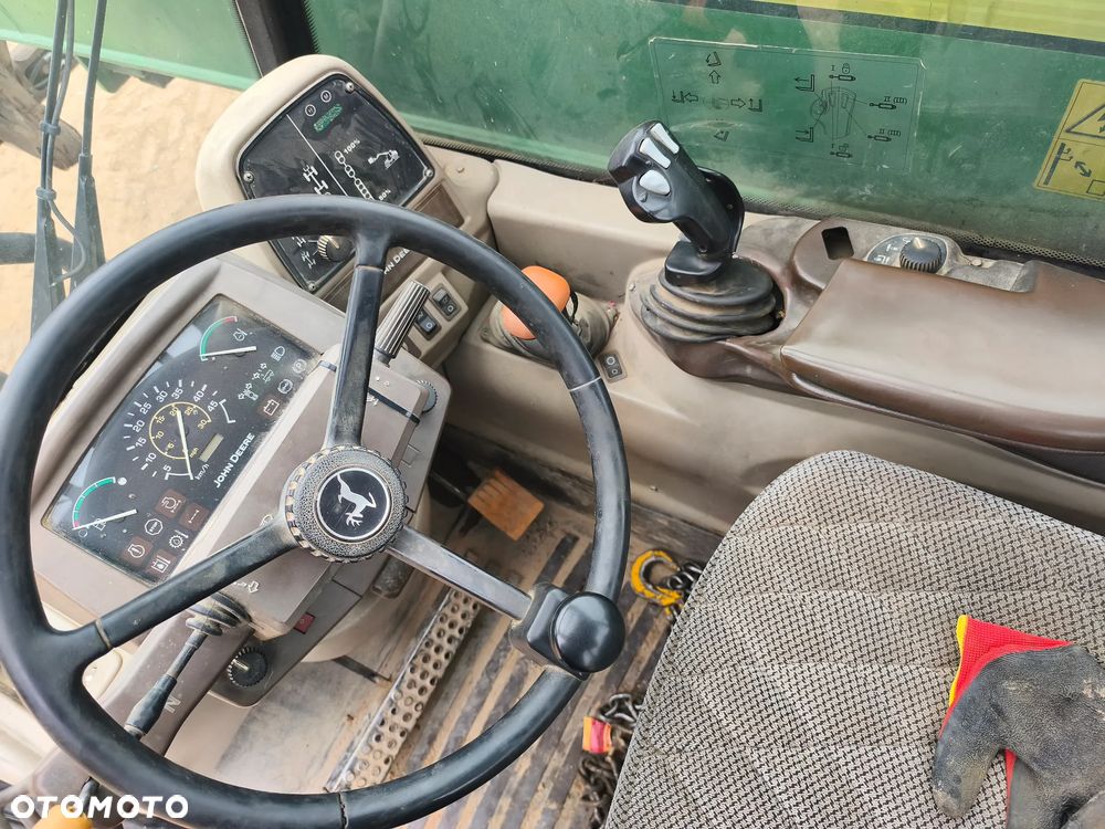 John Deere 3415 - 8