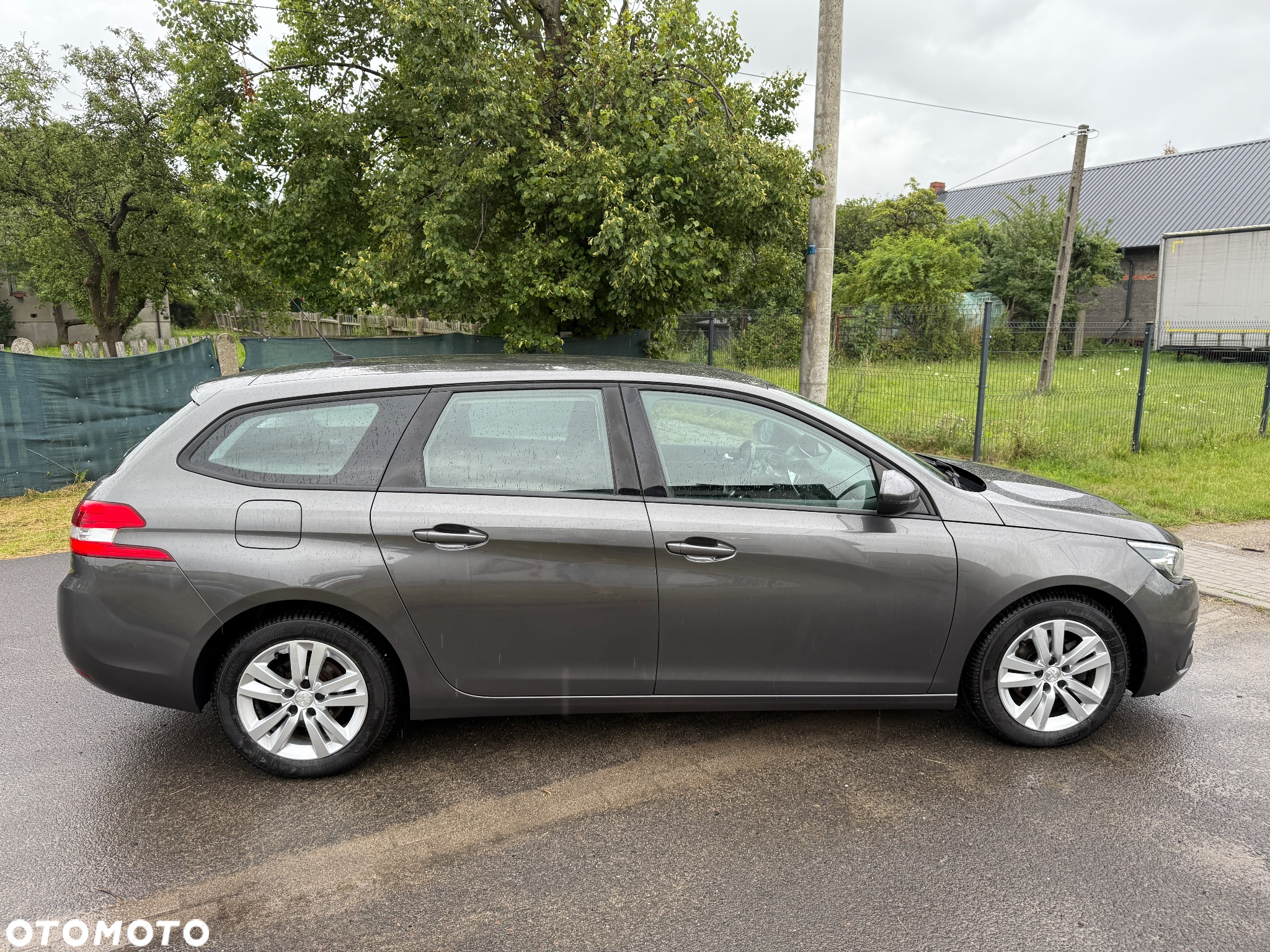 Peugeot 308 1.6 BlueHDi Allure S&S - 5