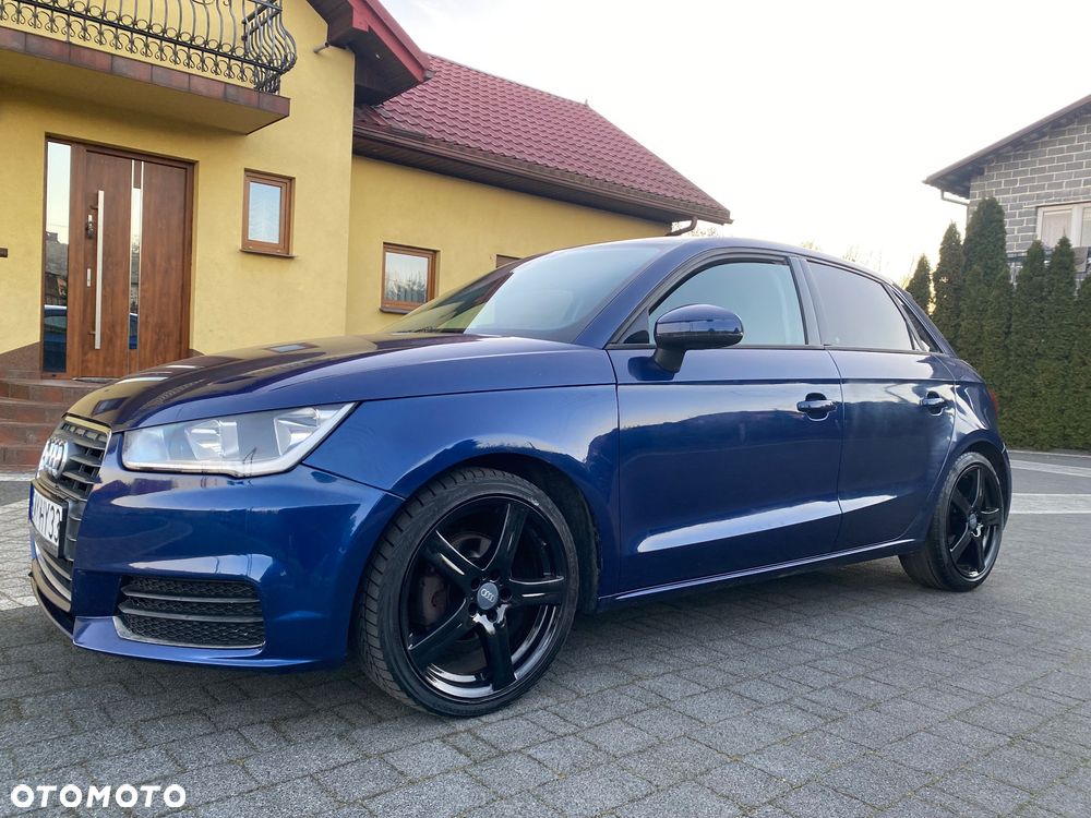 Audi A1 Sportback 1.0 TFSI ultra - 2