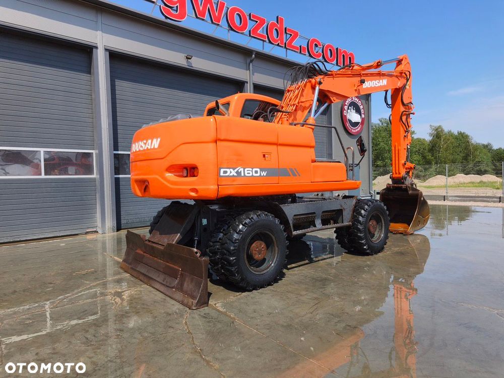 Doosan DX160W - 4