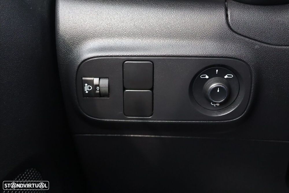 Citroën C3 1.2 PureTech Max EAT6 - 16