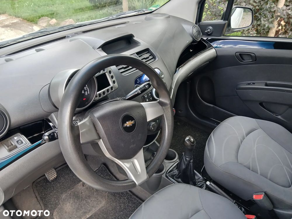 Chevrolet Spark 1.0 LS+ - 9