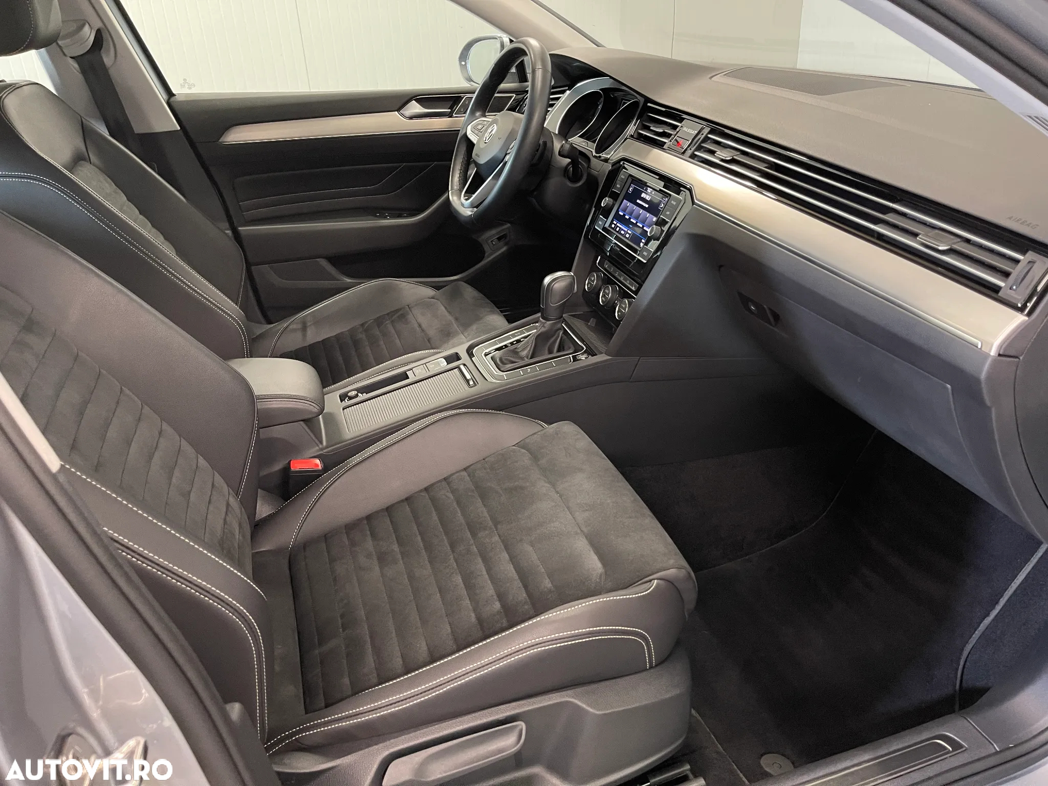 Volkswagen Passat 2.0 TDI DSG Highline - 10