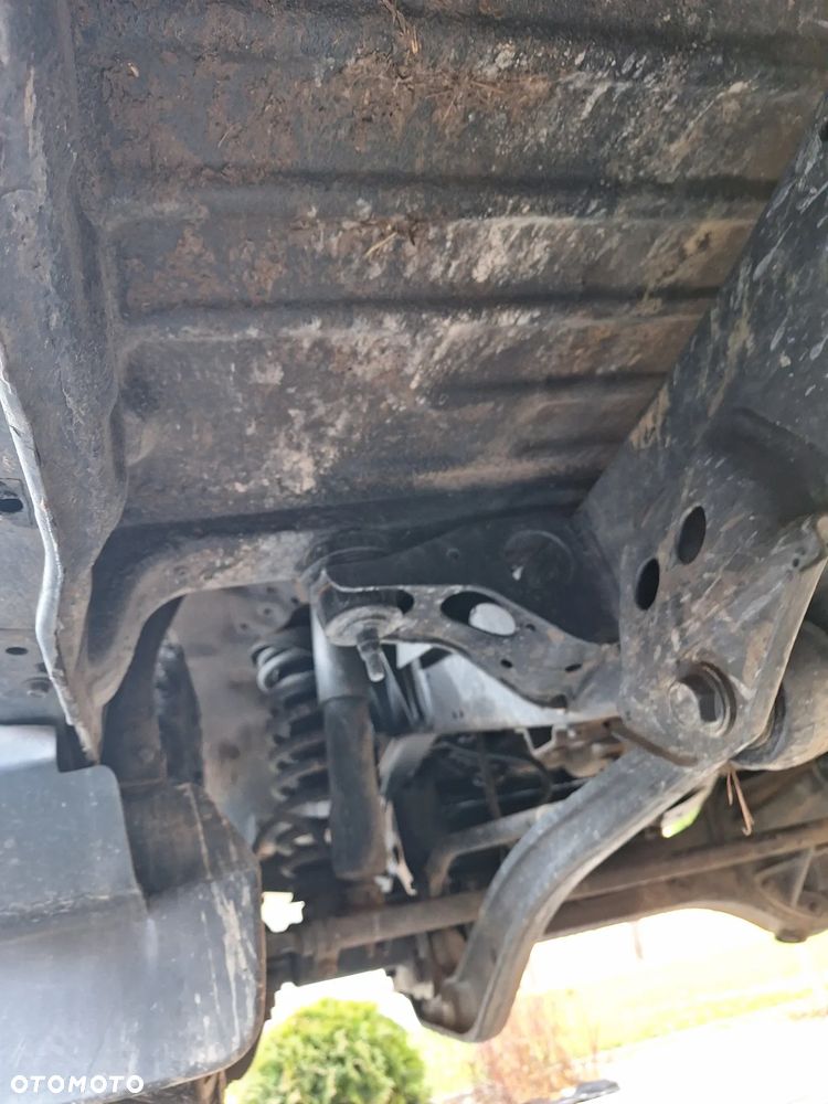 Toyota Land Cruiser - 14