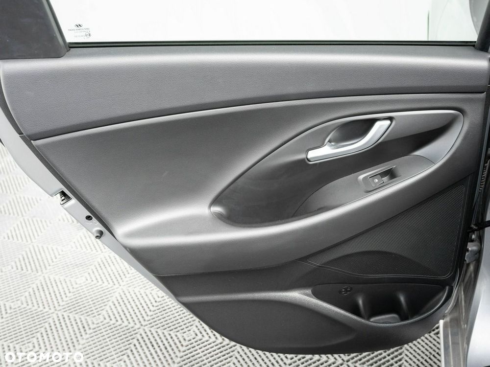 Hyundai i30 - 21