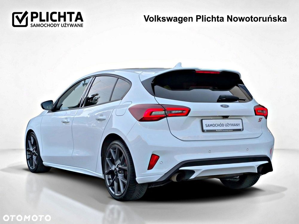 Ford Focus 2.3 EcoBoost ST X - 4