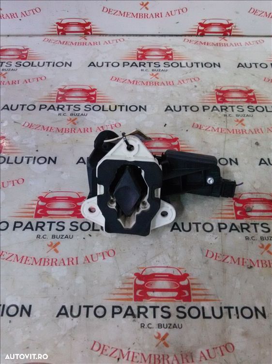 buton deschidere portbagaj renault clio simbol - 1