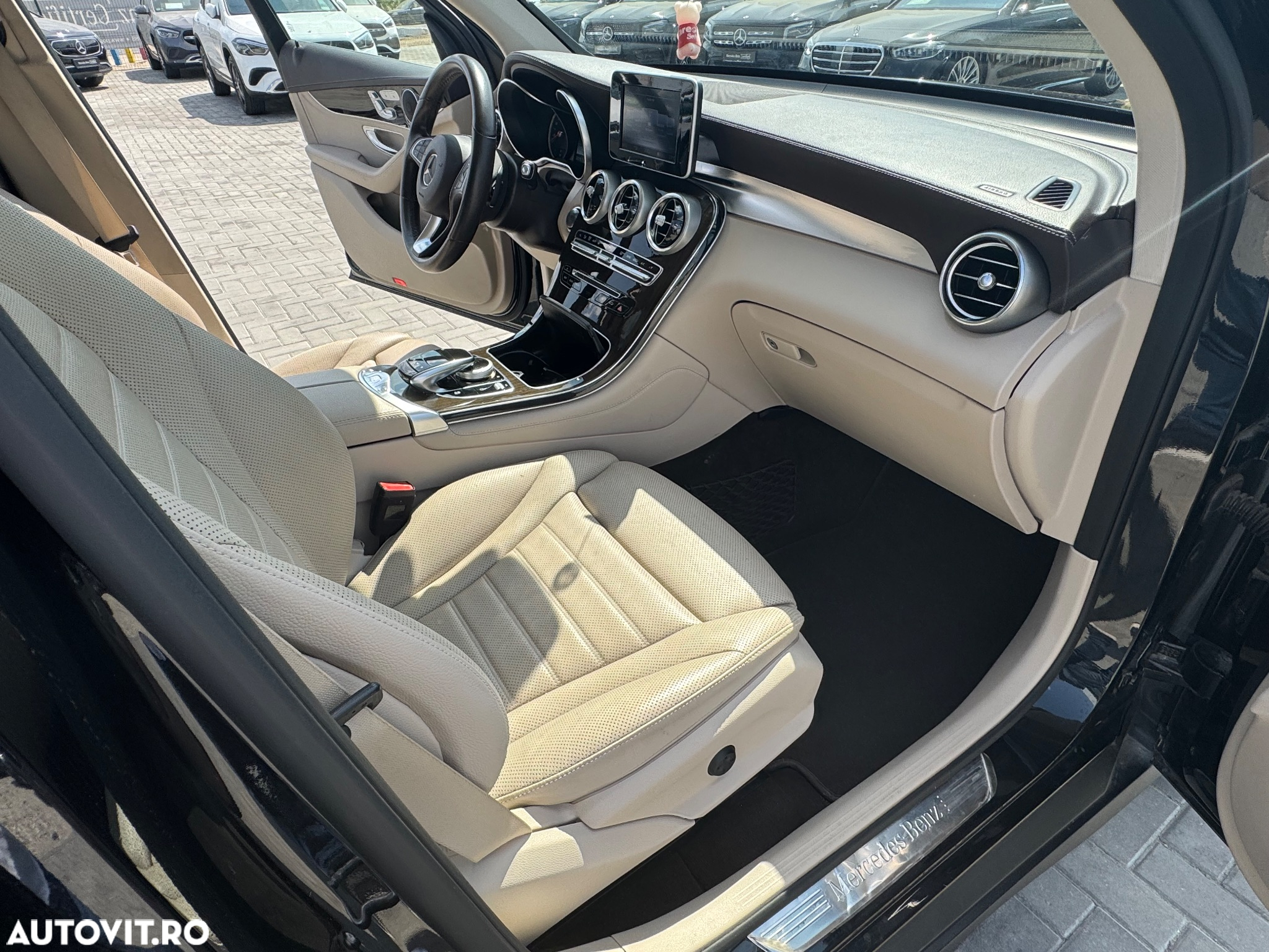 Mercedes-Benz GLC 250 d 4MATIC - 22