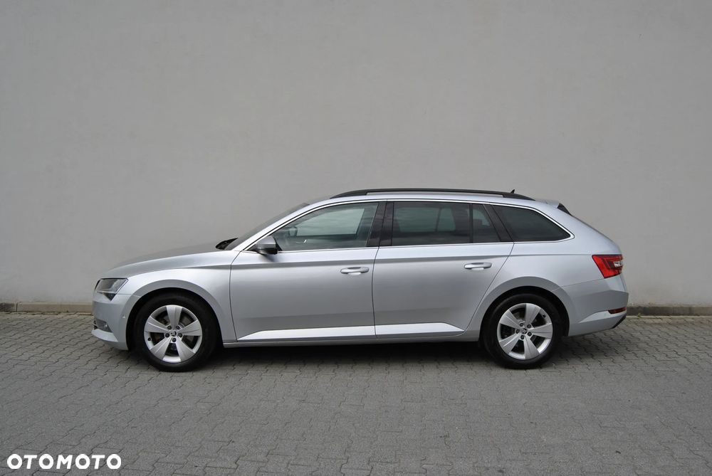 Skoda Superb 2.0 TDI 4x4 DSG Style - 3