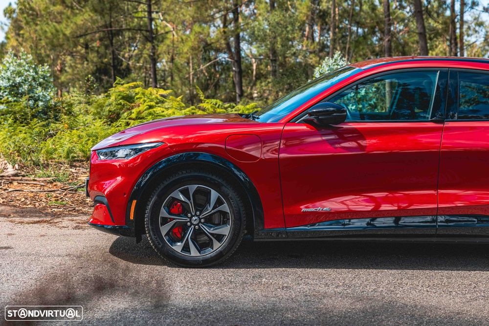 Ford Mustang Mach-E AWD PREMIUM - 5