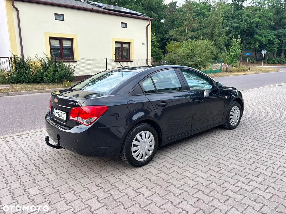 Chevrolet Cruze - 4